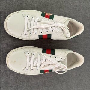Gucci White Sneakers with Green and Red Stripes
